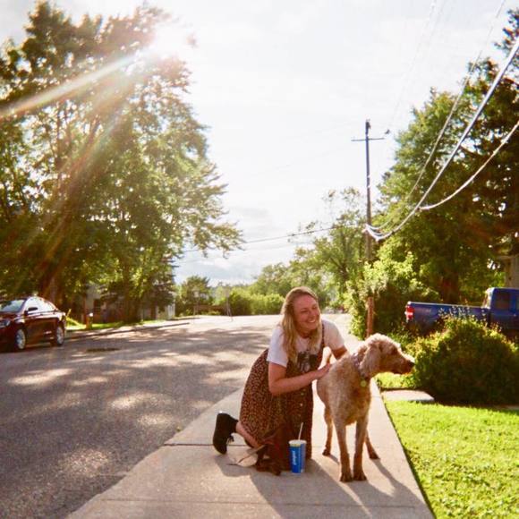 Meet your Posher, Amanda - Picture 1 of 1